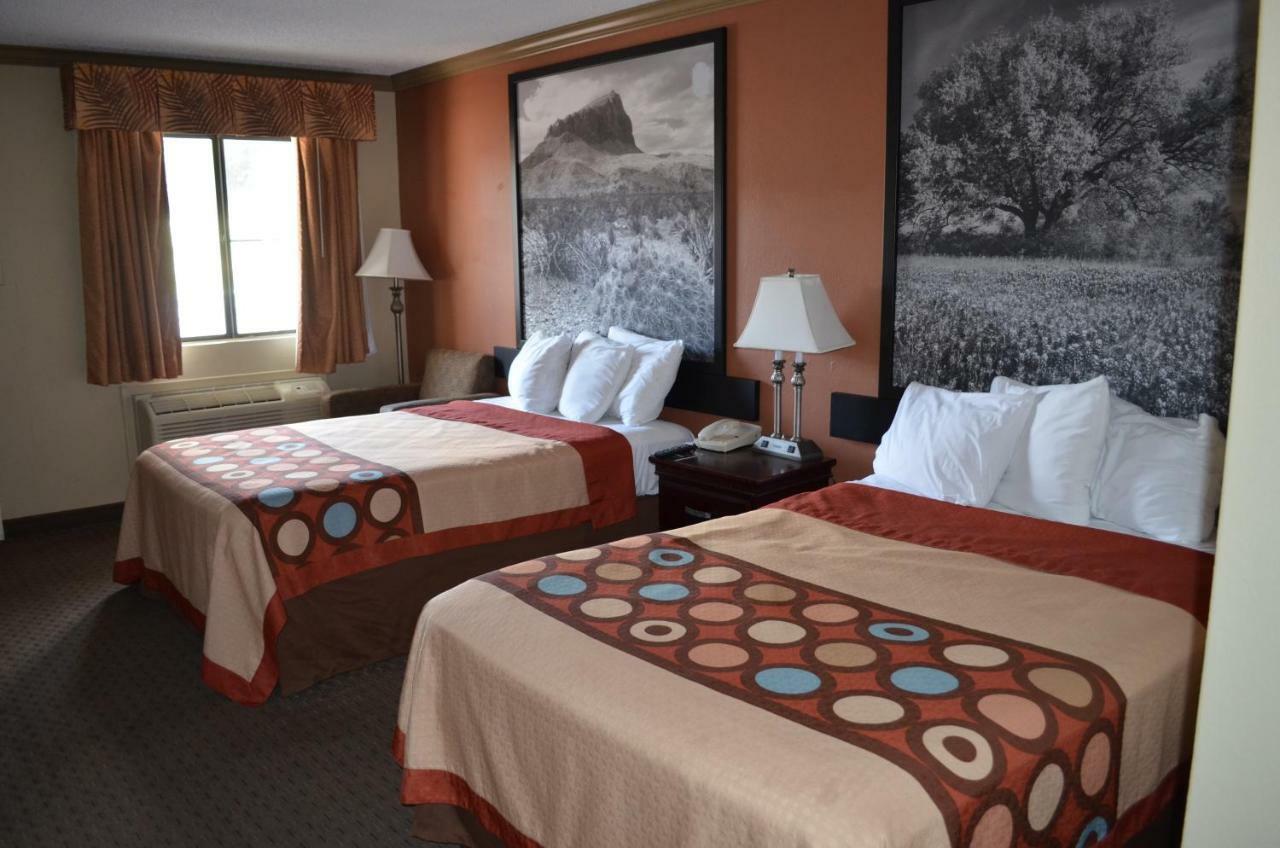 Hill Country Inn And Suite Copperas Cove Exterior foto